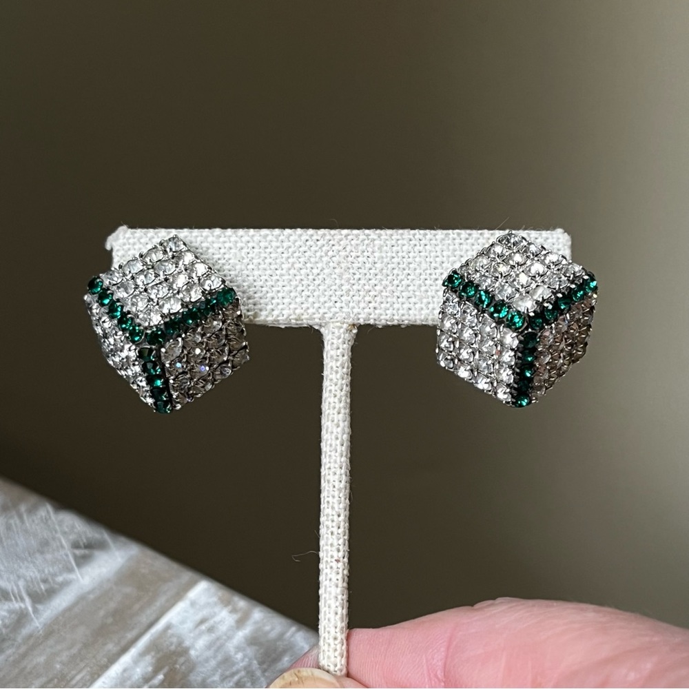 Vtg Emerald & Clear Crystal Cube Clip On Earrings Holiday Bling.